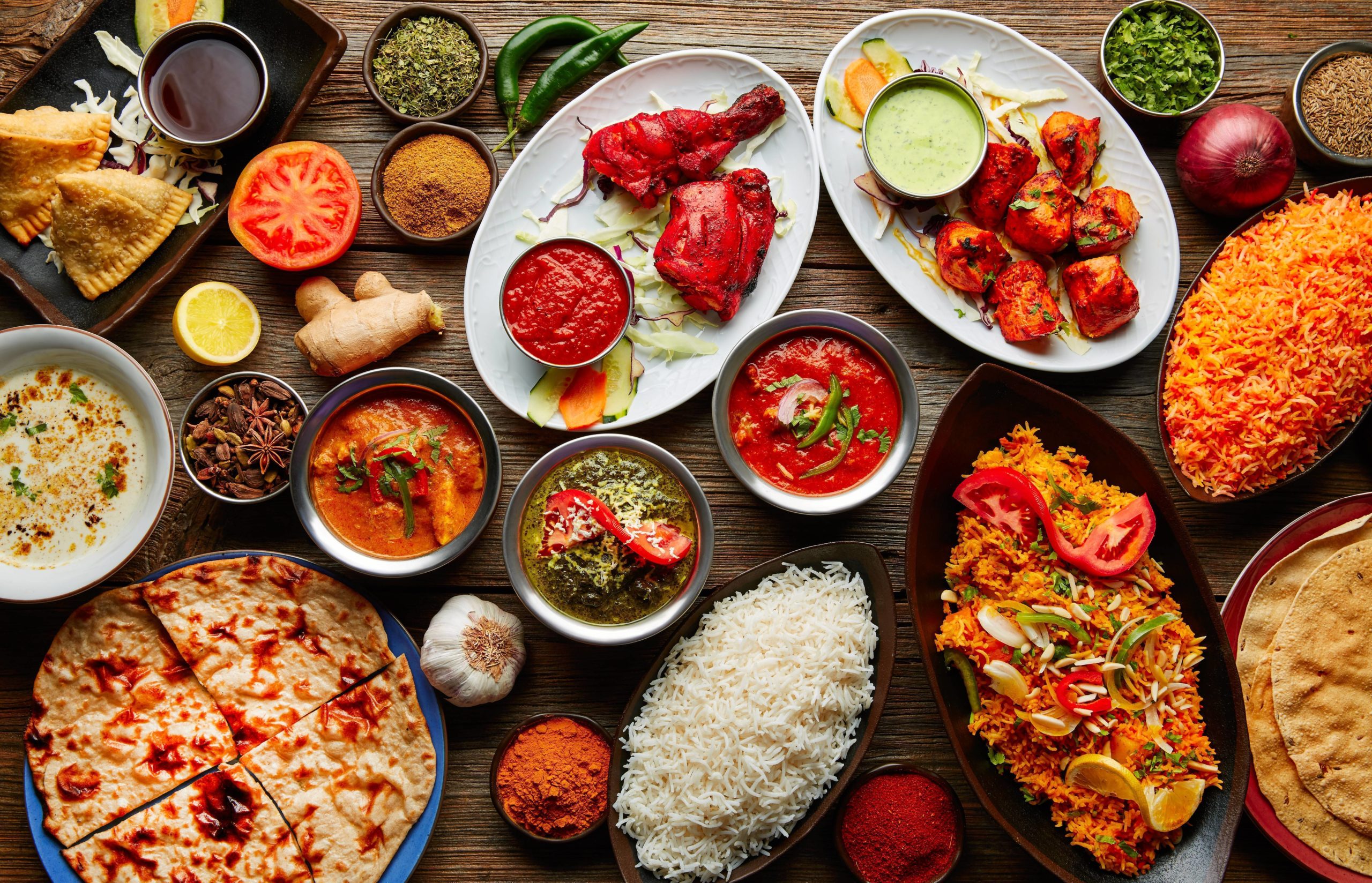 Tradition dish. Индийская кухня. Индийские национальные блюда. Традиционные блюда Индии. Вегетарианские индийские блюда.